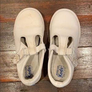 Keds Daphne White T Strap Sneaker Girls Size 10